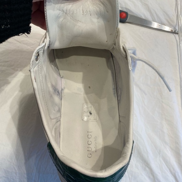 Gucci Sneaker. Previously loved and very comfortable. Iconic style. - Picture 10 of 12